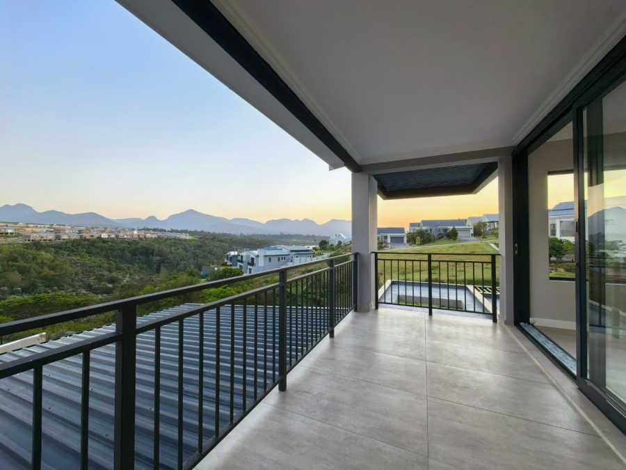 4 Bedroom Property for Sale in Welgelegen Western Cape